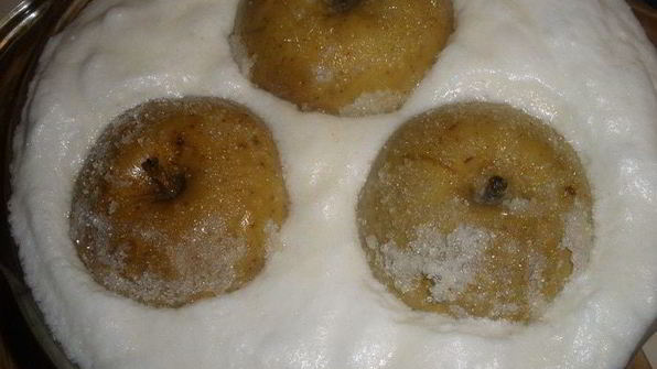 яблоки в манном суфле