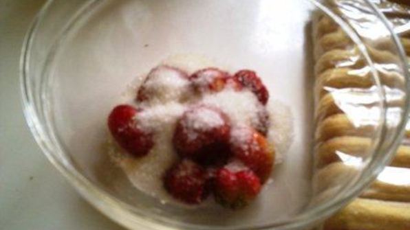 клубничное тирамису