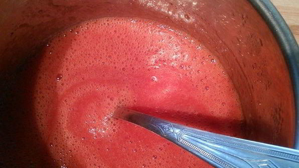 ванильно-клубничное мороженое тирамису