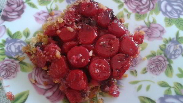 вишневый крамбль