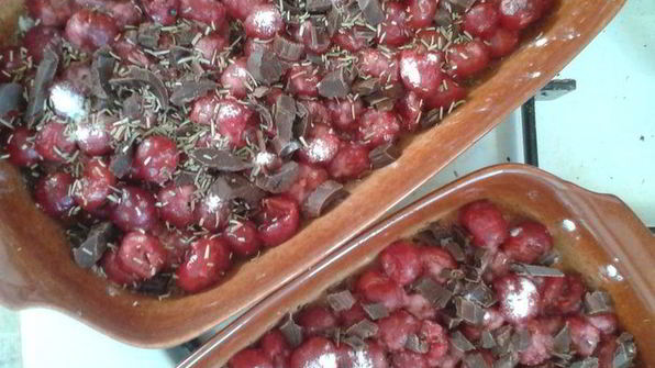 вишневый крамбль