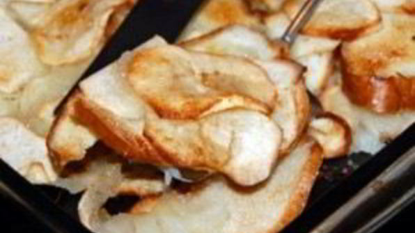 яблоки, запеченные с черствым хлебом