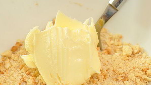 запеченные персики, фаршированные миндалем