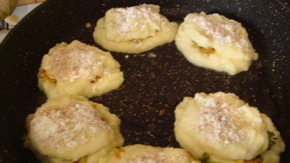 драники из картофельного пюре