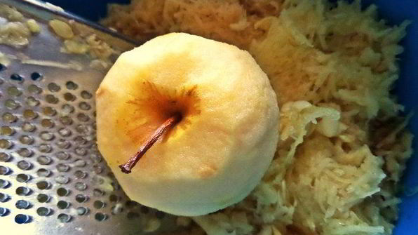 драники из картофеля, кабачка и яблока