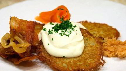 Драники с сыром и чесноком