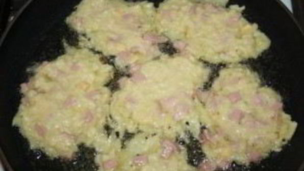 драники с ветчиной