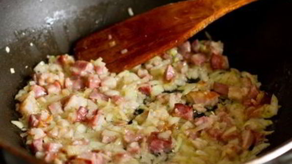 мучные колдуны с грудинкой