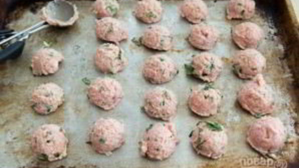 фрикадельки из индейки в грибном соусе