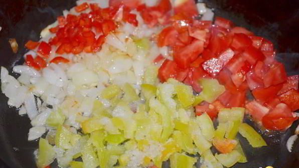 фрикадельки в остром соусе