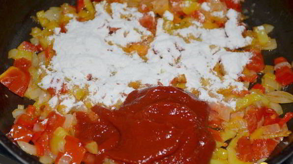 фрикадельки в остром соусе