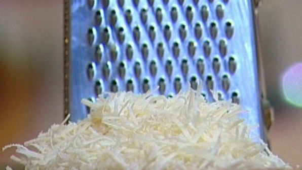 макароны с фрикадельками и моцареллой