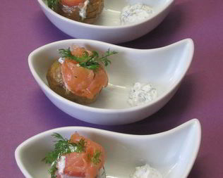 Картофель мини с семгой