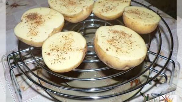 картофель печеный в микроволновке