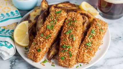 Картофель с рыбой в духовке