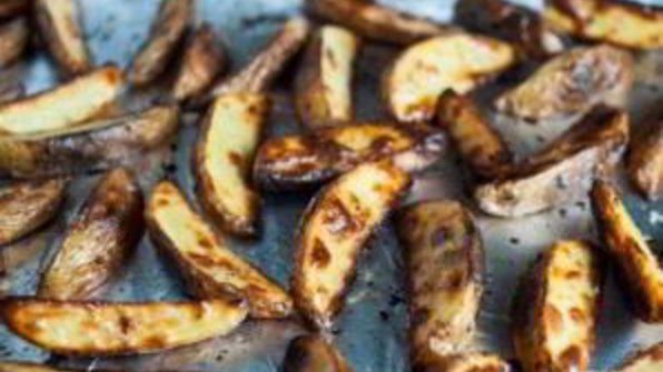 картофель с рыбой в духовке