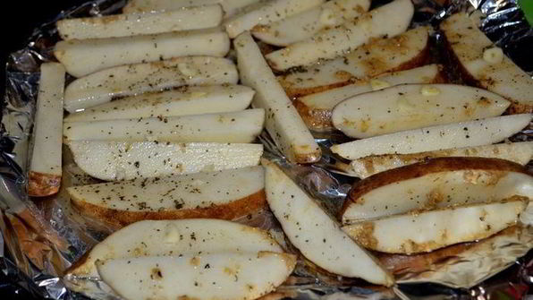 пряный картофель дольками