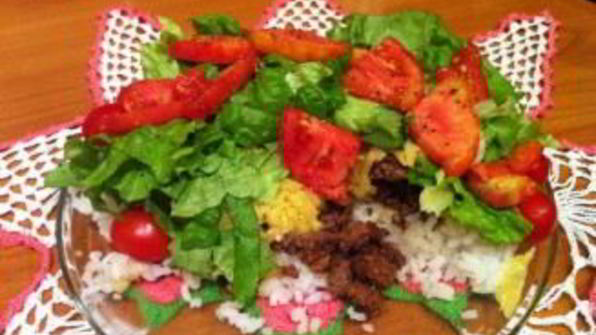 рис с фаршем на сковороде