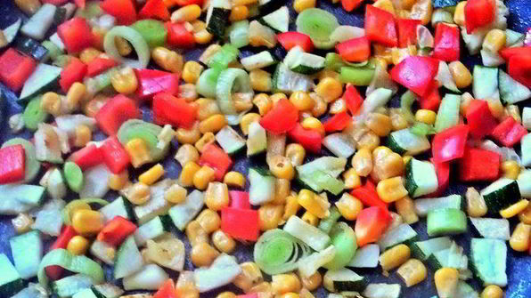 рис с овощами и ветчиной