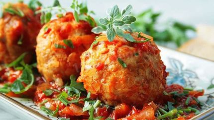 Ленивые голубцы с рисом капустой и фаршем в духовке