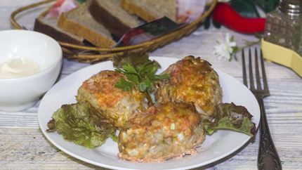 Ленивые голубцы в духовке в сметанном соусе