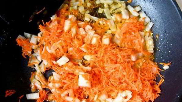 ленивые голубцы в томатном соусе