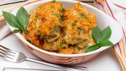 Замороженные голубцы в духовке