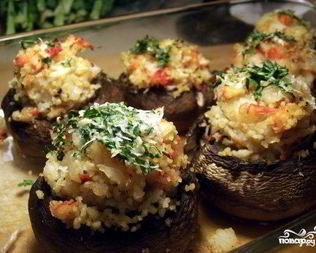 Фаршированные шампиньоны с креветками