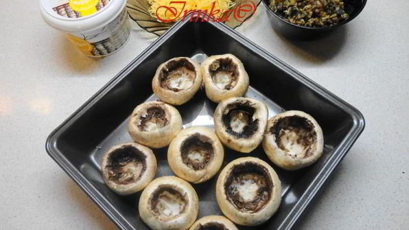 фаршированные шампиньоны запеченные с сыром в духовке