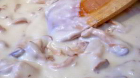 грибы под соусом бешамель