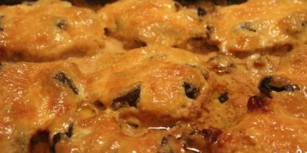 Рецепт грибов со свининой в духовке