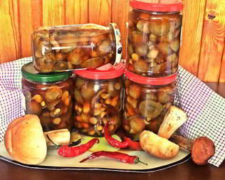 Грибы в маринаде