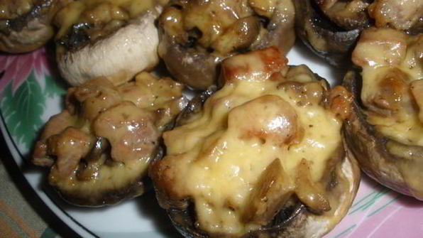 шампиньоны фаршированные курицей