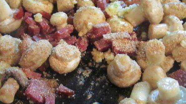 шампиньоны с чесноком