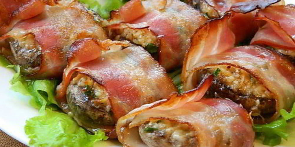 Рецепт шампиньонов с орехово-сырной начинкой, в беконе