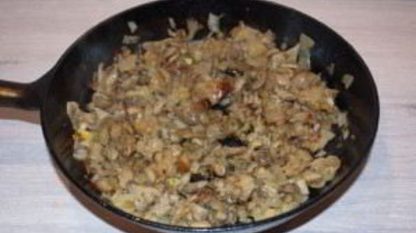 вешенки, жаренные с луком