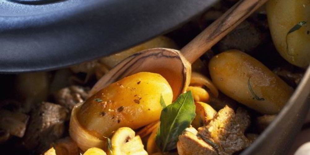 Рецепт жаренки с грибами, мясом и картофелем