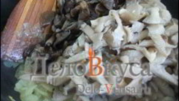 жареные грибы со сметаной — грибная начинка