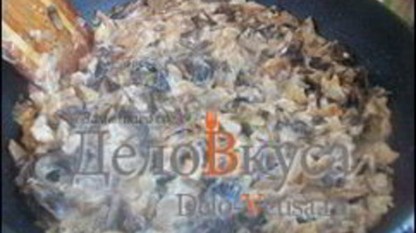 жареные грибы со сметаной — грибная начинка