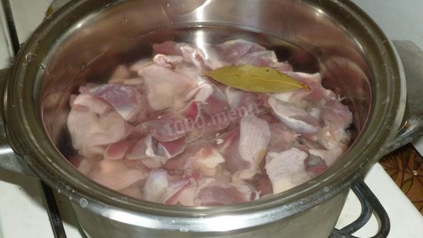 гуляш из куриных желудков