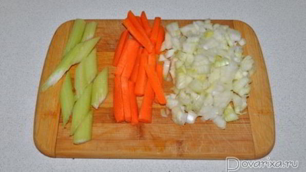 гуляш из свинины с вином