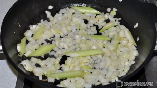 гуляш из свинины с вином