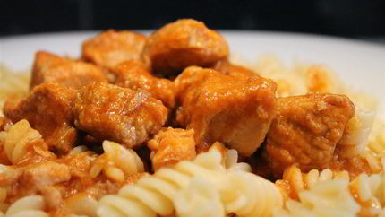 Гуляш классический из свинины