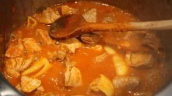 гуляш классический из свинины