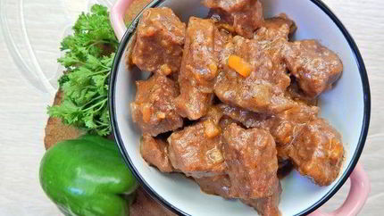 Гуляш по-домашнему из говядины