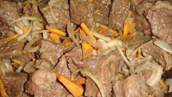 гуляш по-домашнему из говядины
