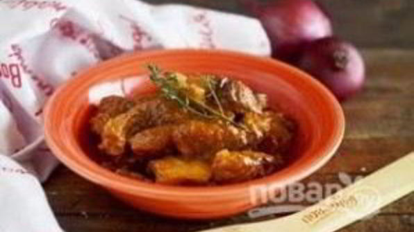 гуляш с кнедликами