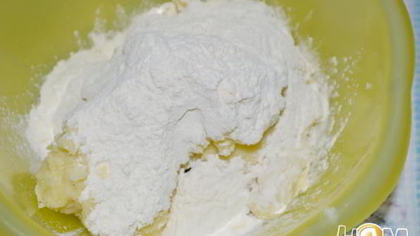 картофельные клецки с гуляшом из свинины