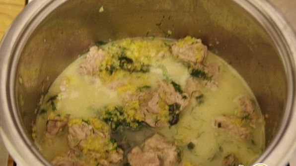 томленый в сельдерее гуляш с булгуром