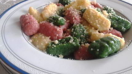 Итальянские трехцветные ньокки — картофельные клецки